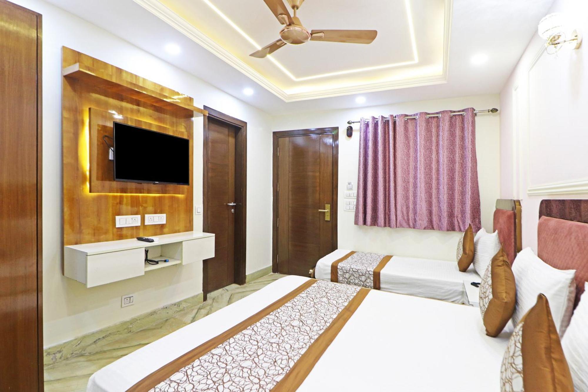 Hotel Samrat Residency 10 Mints Walking Distance Nizamuddin Railway Station New Delhi