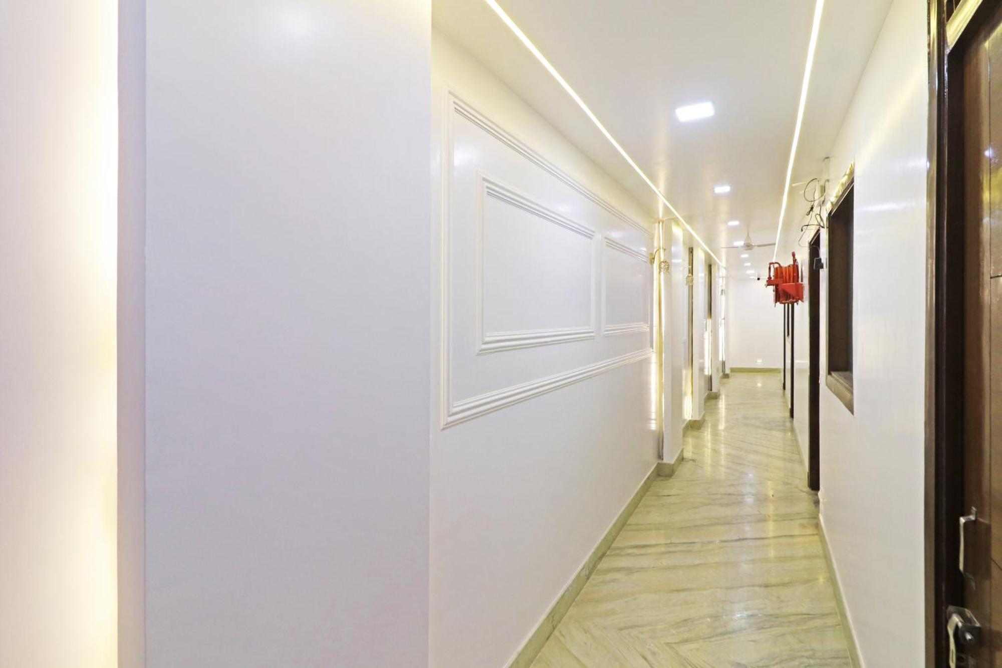 Samrat Residency 10 Mints Walking Distance Nizamuddin Railway Station New Delhi