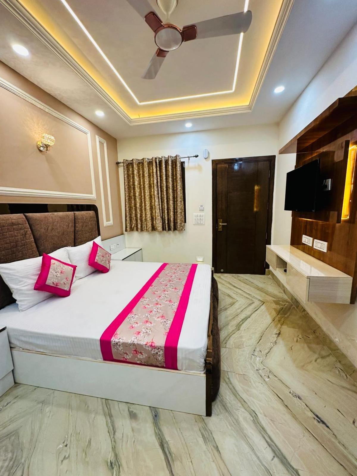 Hotel Frankstay By Samrat Residency 10 Mints Walking Distance Nizamuddin Railway Station New Delhi